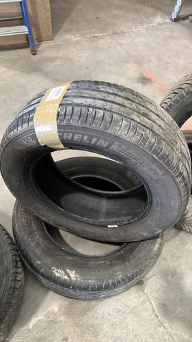 Pneu 225 r16 v michelin - 98,