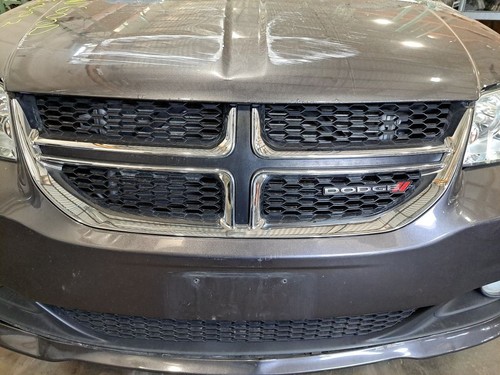 2018 caravan upper - upper, grille