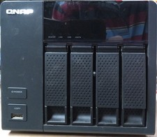 NAS QNAP TS420