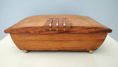 Ancienne boite bois sur - en,