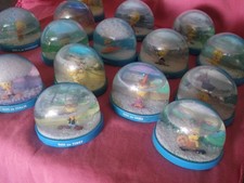 14  Boules  à neige  "titi" vintages - Collection "titi" autour du monde en b.e