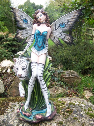 14340 tres grande figurine - ,