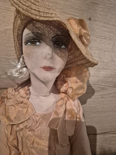 Ancienne grande poupee - grande,