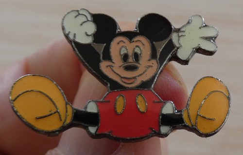Beau pin disney mickey - beau,