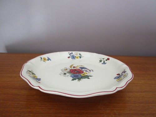 Plat gâteaux coupe - à,