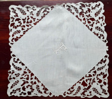 ANTIQUE LACE - Richelieu embroidery - embroidered initials FB