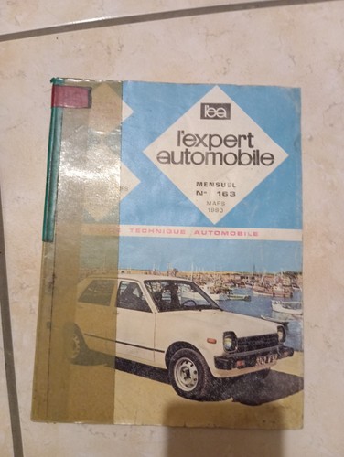Revue technique automobile - revue,