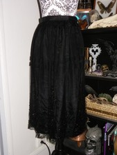 Jupe longue noire broderie