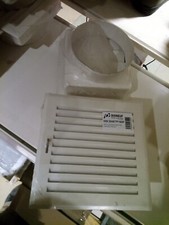 grilles  de décompression de hotte de cheminée  crème  20 /20cm avec buses d 160