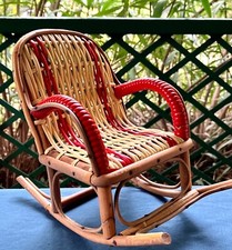 Ancien fauteuil à bascule en rotin miniature Rocking-chair Poupées-Années 20/30