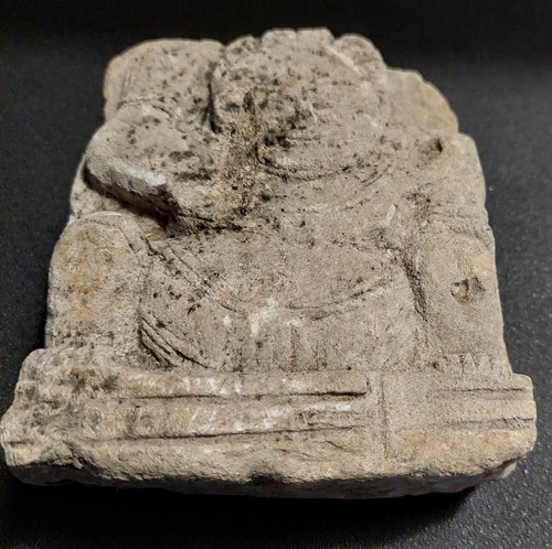 Bas relief grès inde - bas, en