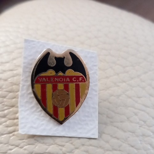 Valencia pins - c.f.,
