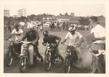 OLD PHOTO CIRCA 1960 MOTO CROSS RACING OLD MOTORCYCLES