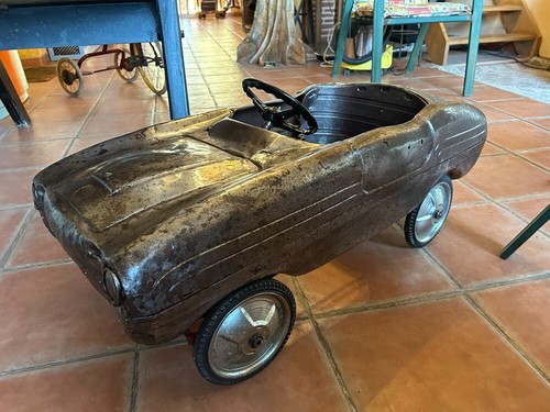 Jouet ancien voiture - ancien, à