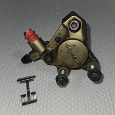 Étrier de frein avant