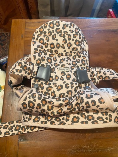 Baby bjorn carrier - baby,