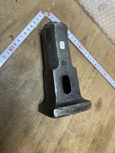 Outil ancien marteau forgeron - outil,