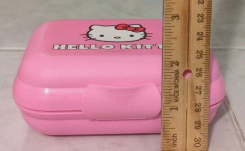 Tupperware hello kitty oyster - tupperware,