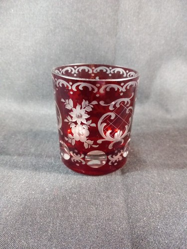 Vase verre rouge - cristal,