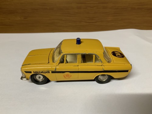 Moskvitch 412 ussr police - 412,