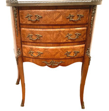 Commode demi lune de style