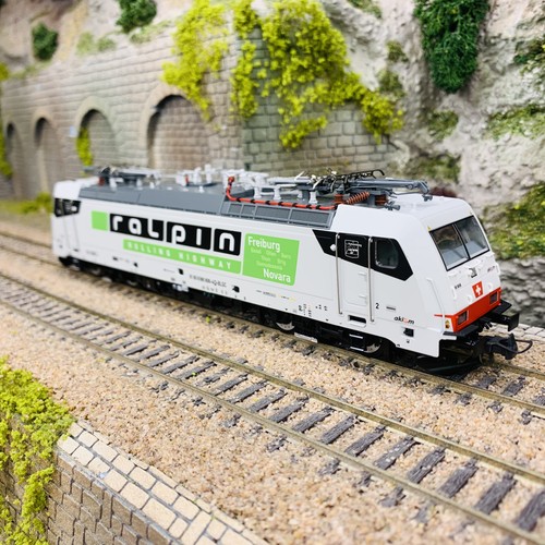 Locomotive électrique 186