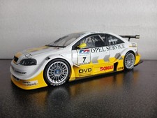 Miniature de voiture de course