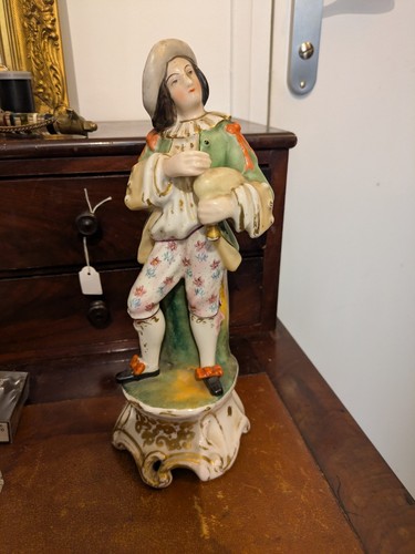Statuette ancienne - , en