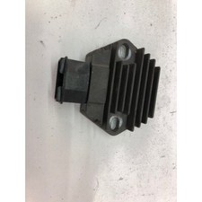 RÉGULATEUR DE TENSION HONDA