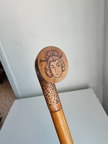 Cane marche gravée geisha - cane,