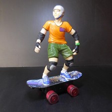 N9301 statue figurine sport