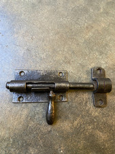 Ancien  verrou en fer pour