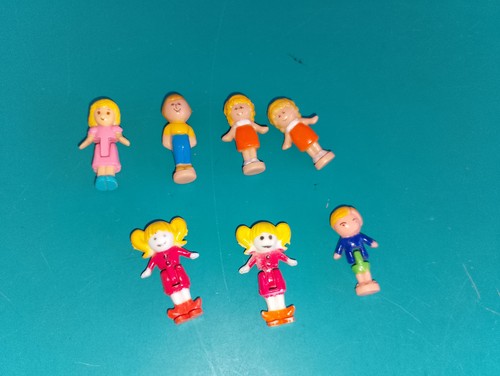 Polly pocket figurine doll