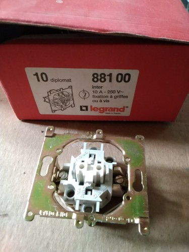Interrupteur legrand - 1,
