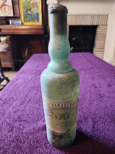 Bouteille eau arquebuse de - eau, d'arquebuse