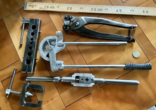 Outils anciens old - outils, anciens,old