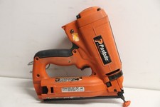 HS / Pr pieces, en panne 