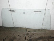 Pare brise PEUGEOT 305 PHASE 2