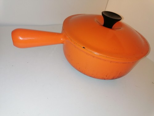 Ancienne casserole poêle le - poêle,