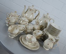 Service à café en porcelaine