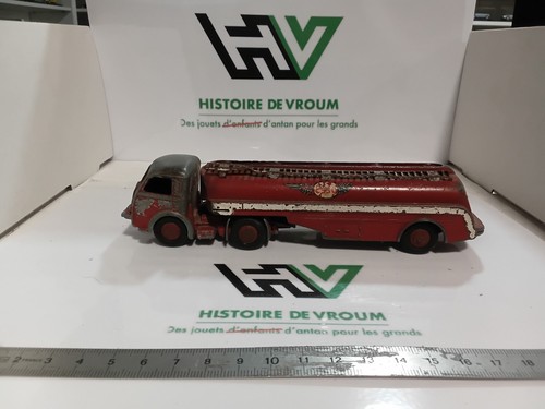 Camion panhard citerne titan - panhard,