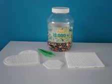 Lot de 7500 perles à repasser HAMA multicolores + 3 plaques + 1 pince (+ 5 ans)