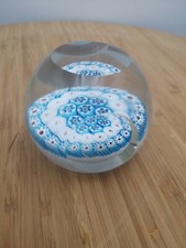 Belle boule presse papier