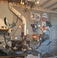 Lustre en fer avec des Fleurs