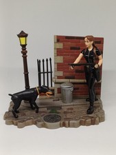 Rare 1999 Playmates Lara Croft + Doberman + Motorcycle Diorama Tomb Raider Figure