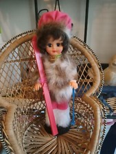 Ancienne poupée folklorique