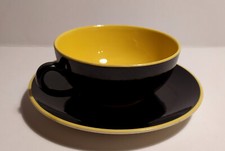 Tasse et soucoupe VILLEROY BOCH Mettlach SAAR jaune noir modéle Biarritz