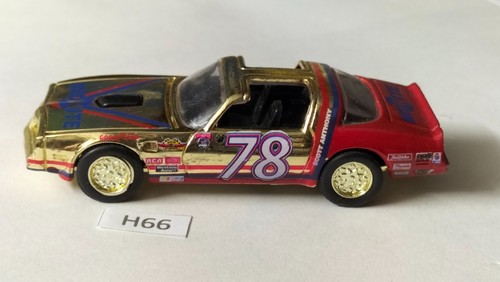 Voiture h66 racing champions - h66,