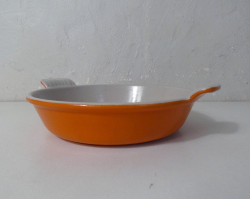 Plat fonte cousances 18cm - en,