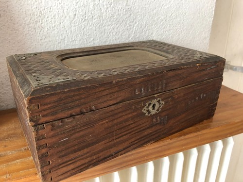 Ancienne caisse boite coffre - boite,